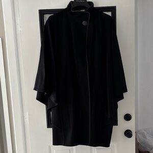 Vintage Maria de Pinto designer wool cape one size